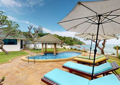 5 Bedroom Beach Front Deluxe Villa | Beach Rose